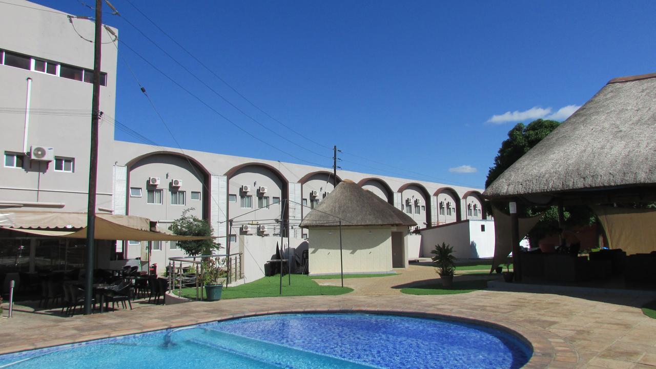 The Matola Hotel Maputo Exterior photo