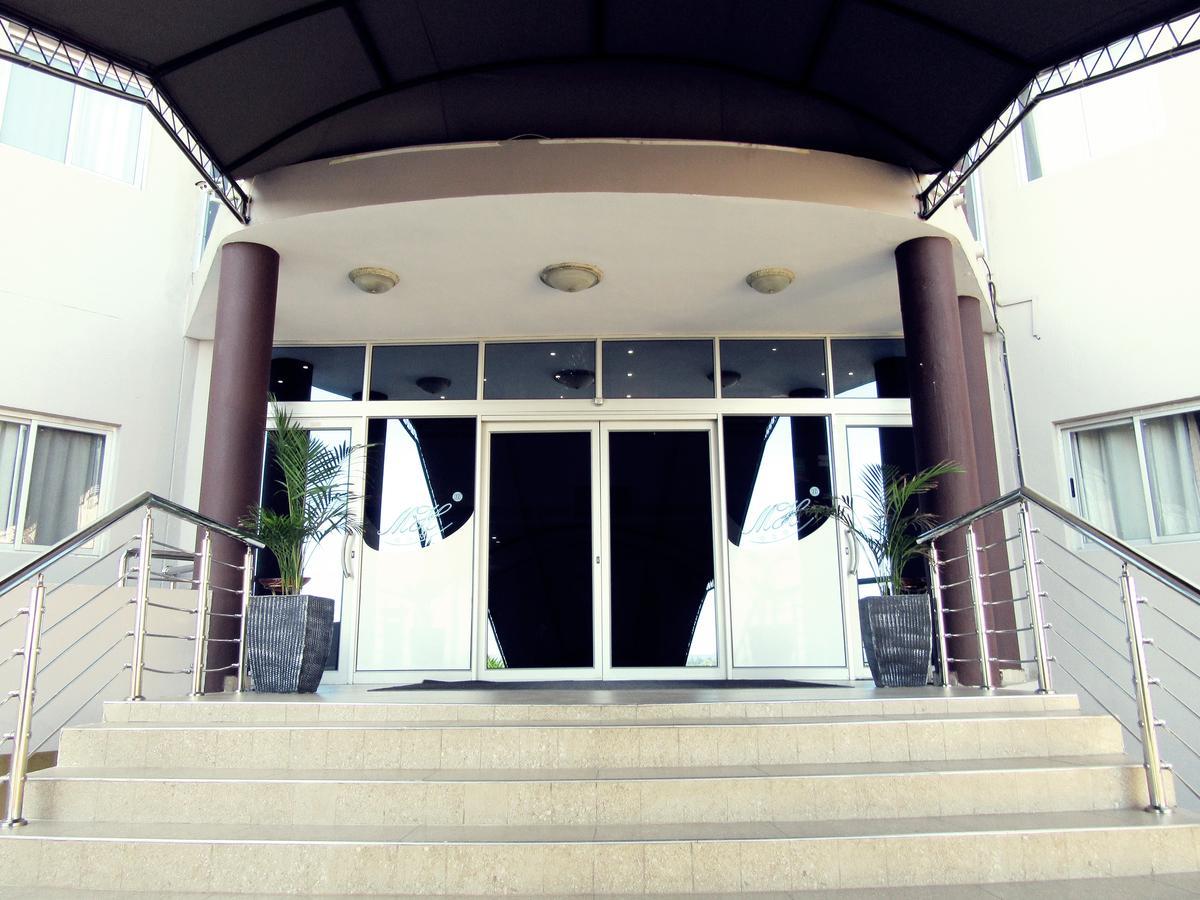 The Matola Hotel Maputo Exterior photo